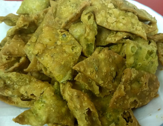 Methi Para - મેથી પારા