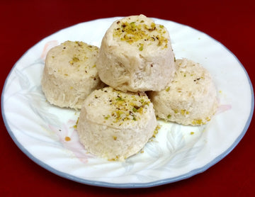 Lacha Patisa / Son Papdi - લચ્છા પતીસા / સોન પાપડી